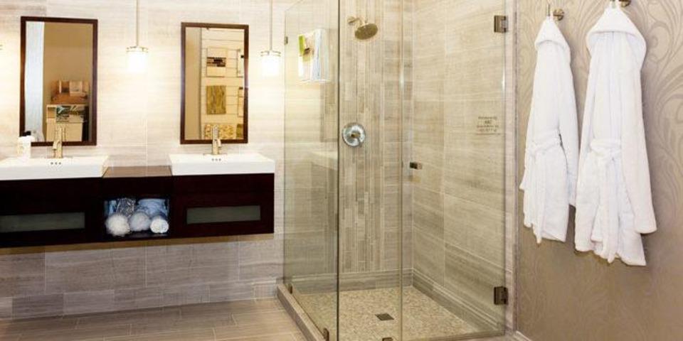 Viking Shower Doors: Service Image-1 Viking Shower Doors: Service Image-1